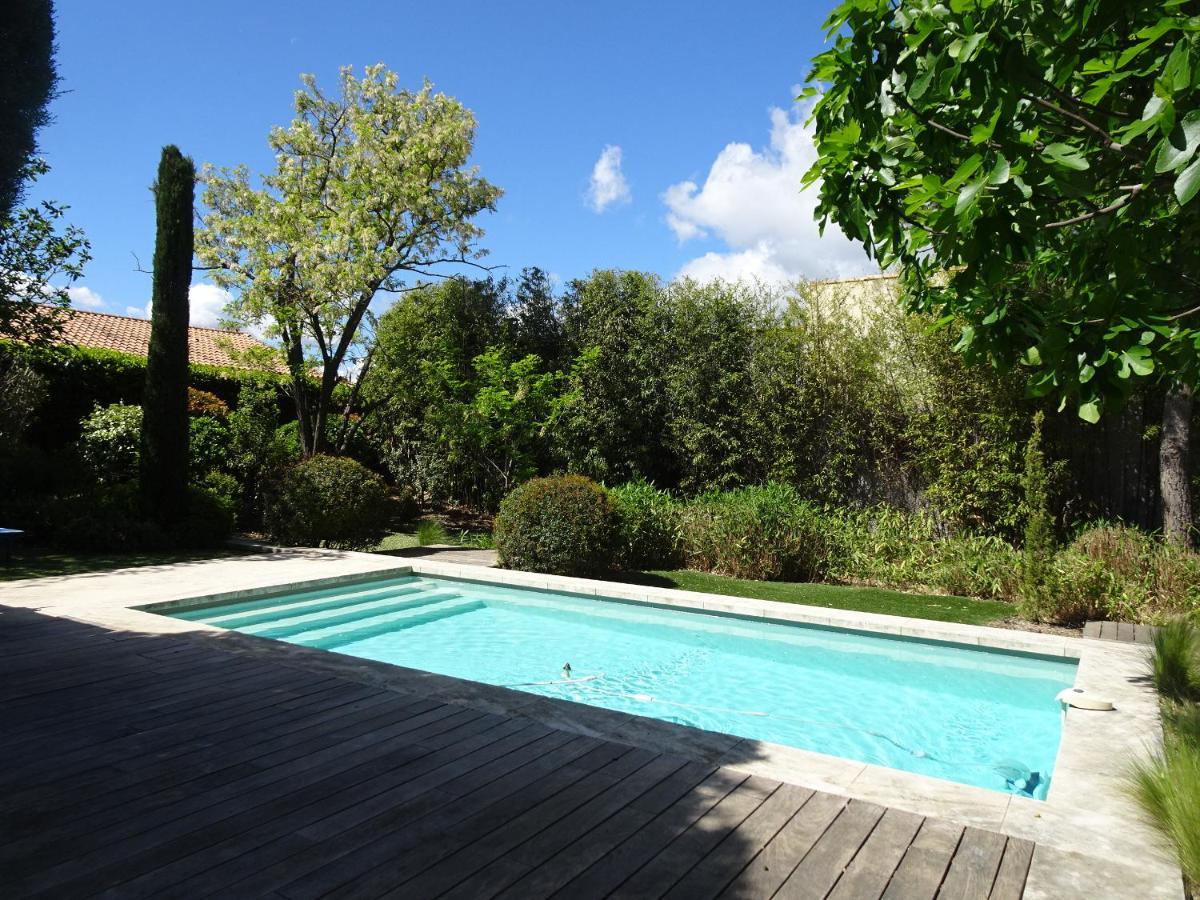 Domaine De La Girafe Bed & Breakfast Eyragues Exterior foto