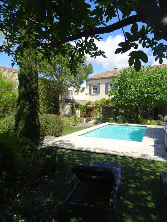 Domaine De La Girafe Bed & Breakfast Eyragues Exterior foto